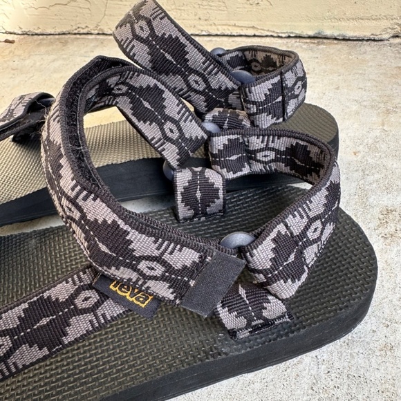 Teva Sandals Men Size 12 Original Universal Water Resistant Hiking Camping - Picture 6 of 14